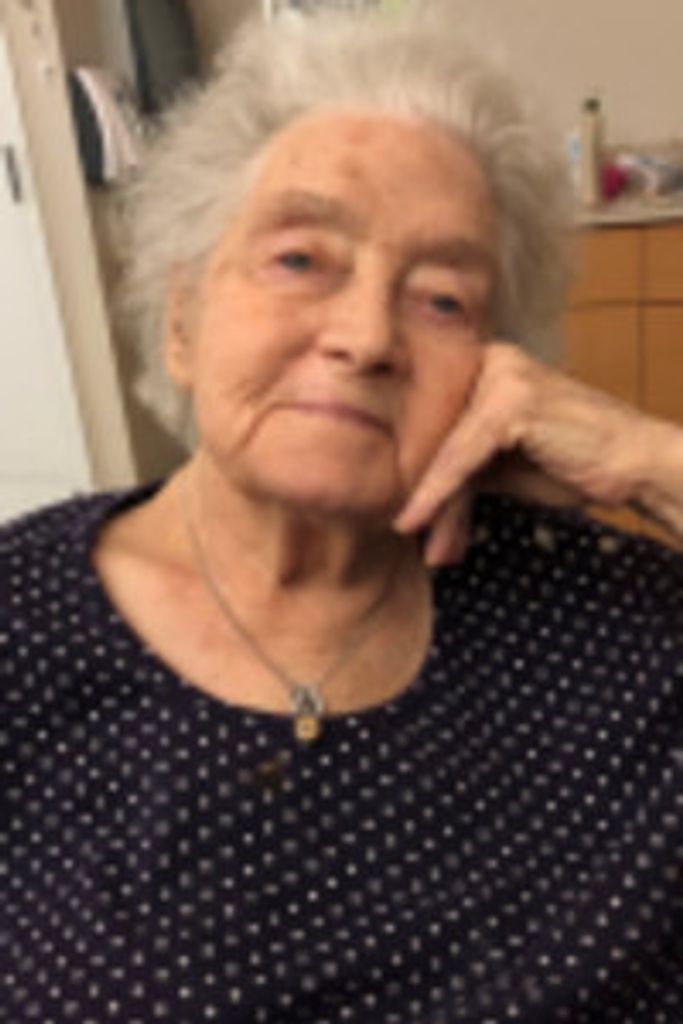 Delores E Brazzoni Profile Photo
