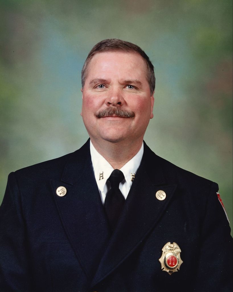 Tom Howard Tucker