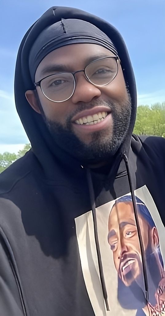 Corey Deon Bacon Profile Photo