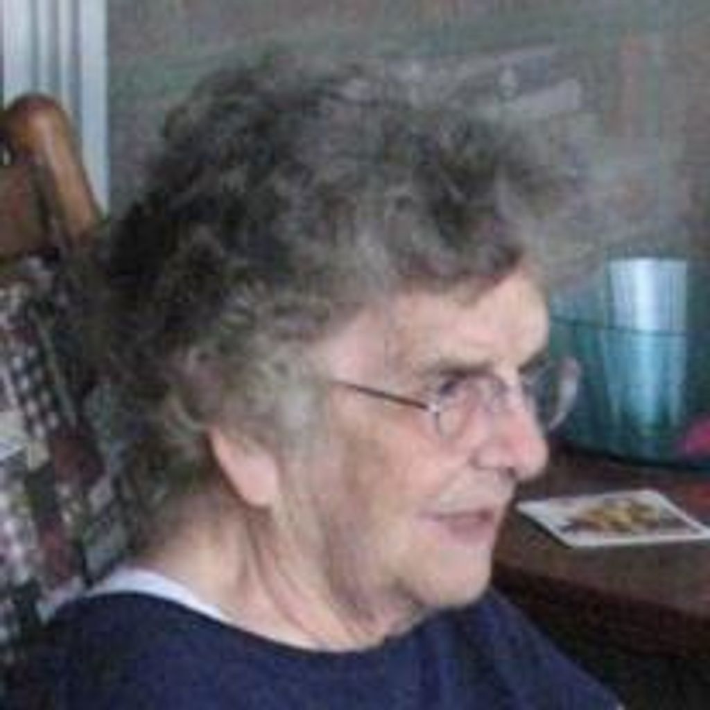 Elizabeth Huettner Profile Photo