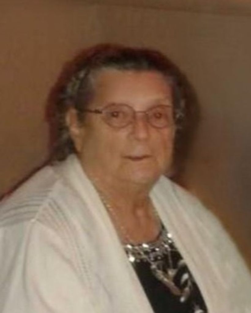 Mary Anne Holtz Profile Photo