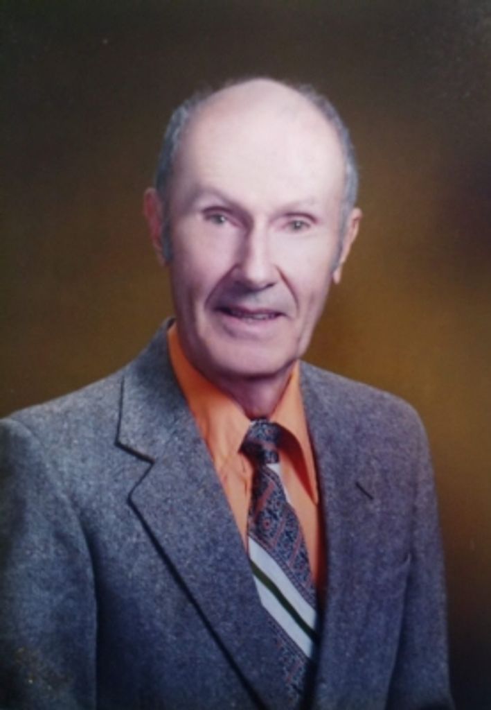 Lester E. Tufts Profile Photo