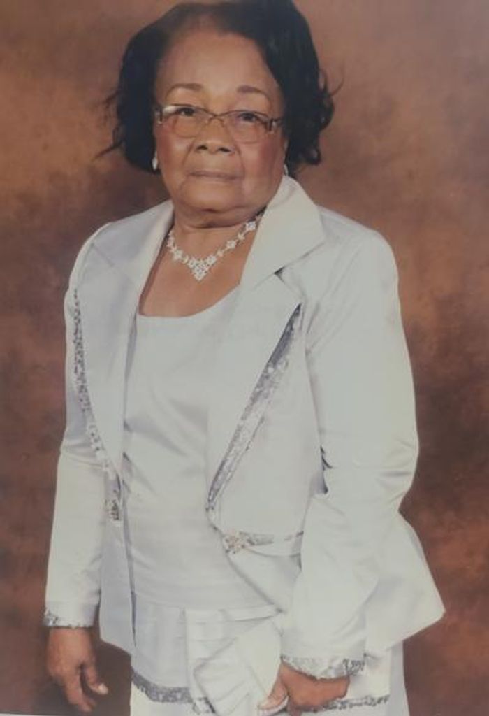 Ella Mathis Profile Photo