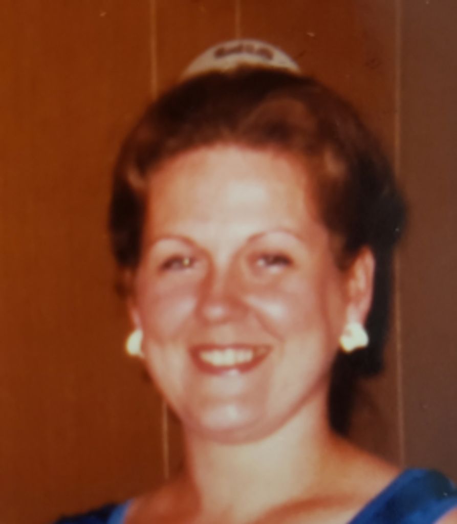 Nancy Lahl Profile Photo