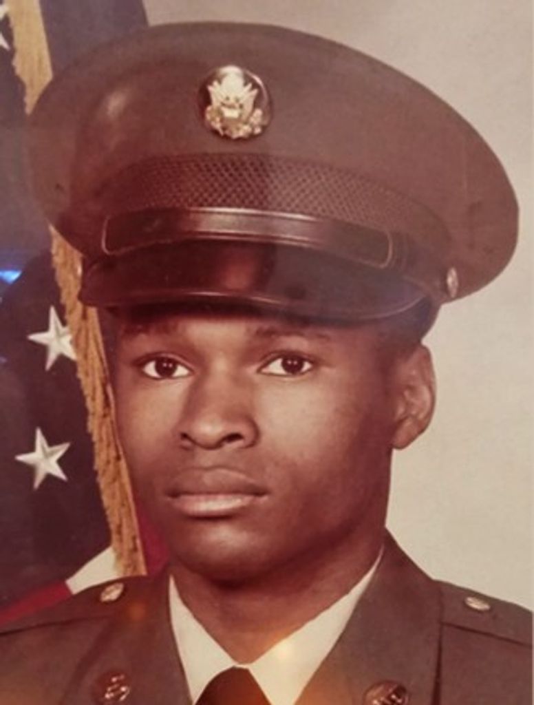 Ivan Darnell Robinson Profile Photo