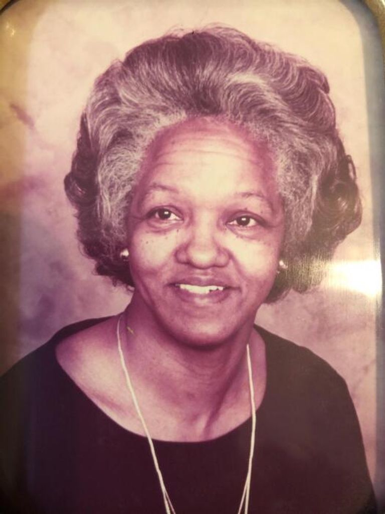 ANNIE WILLIAMS