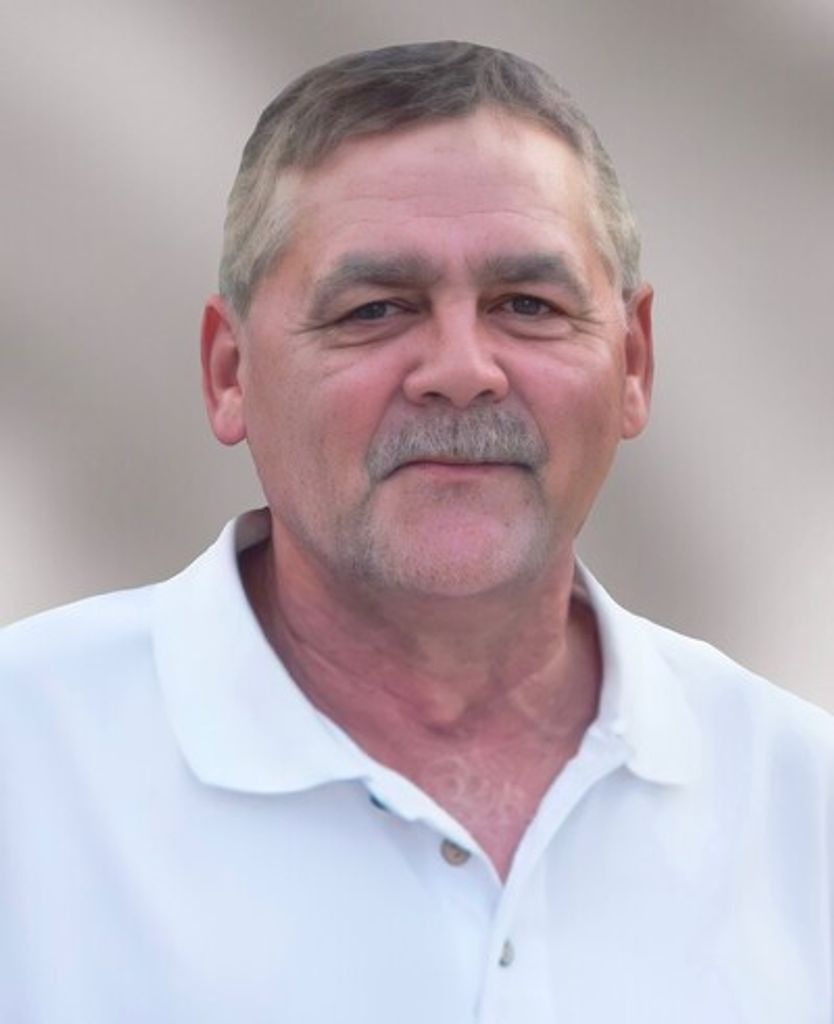 Michael Wayne Hill Profile Photo