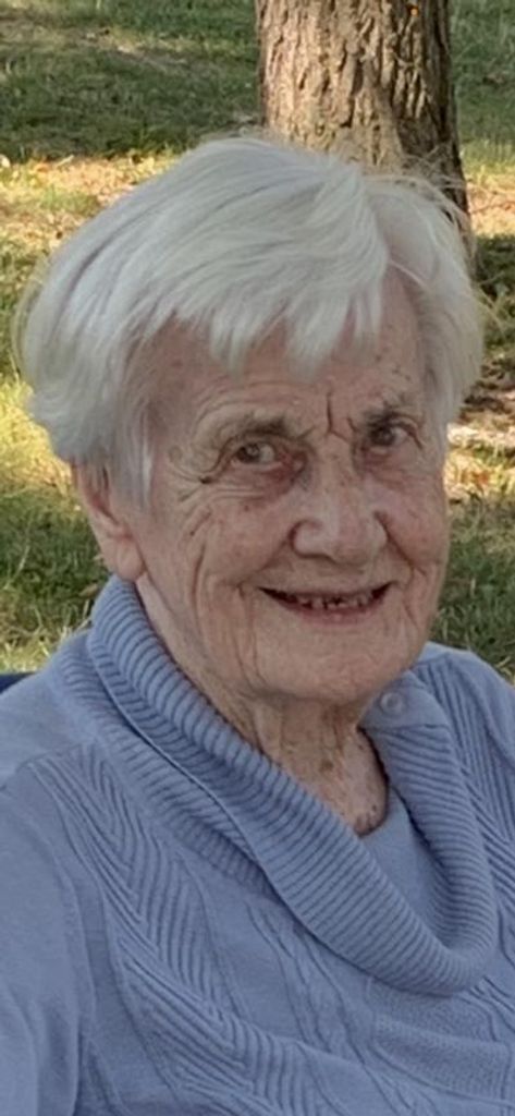 Patricia (Demoul) Williams