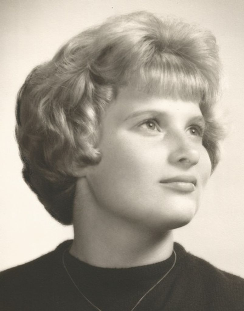 Carolyn Crippen Profile Photo