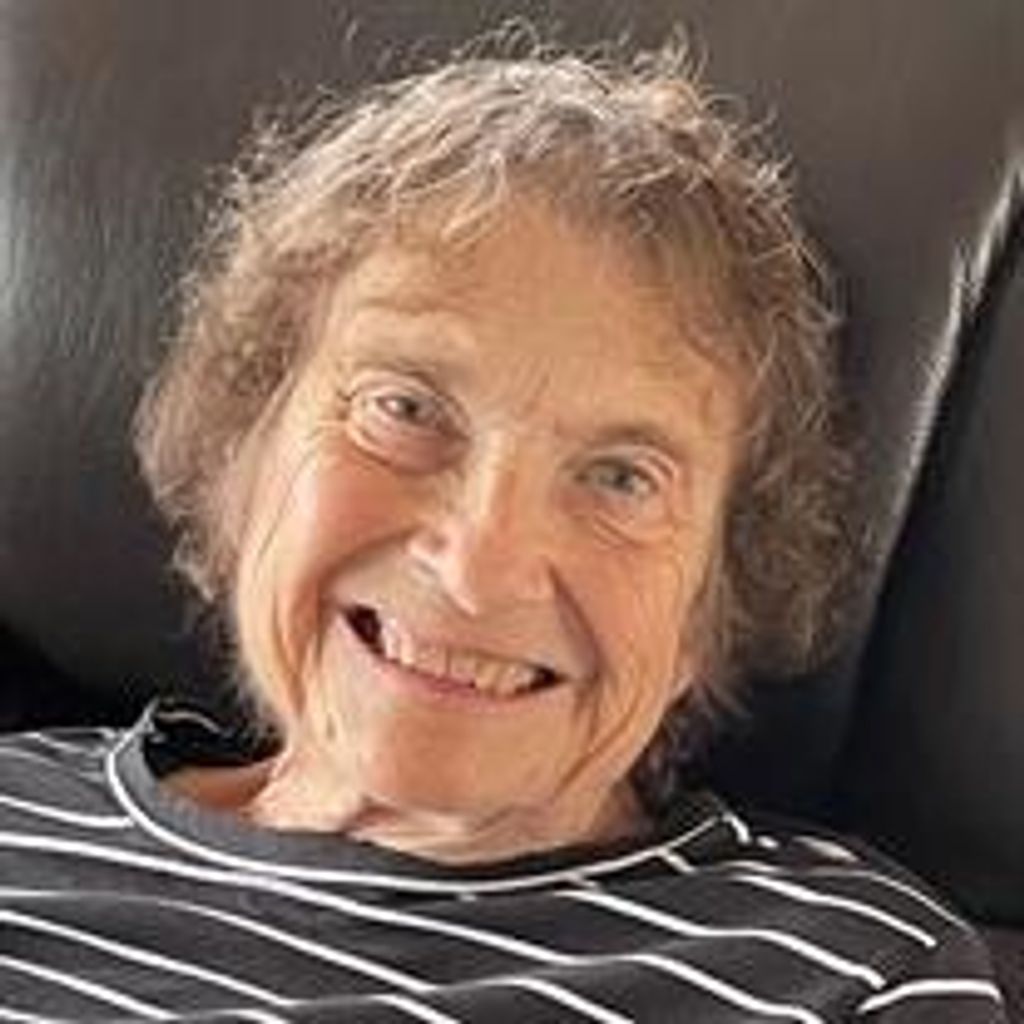 Jean Anita Land Profile Photo