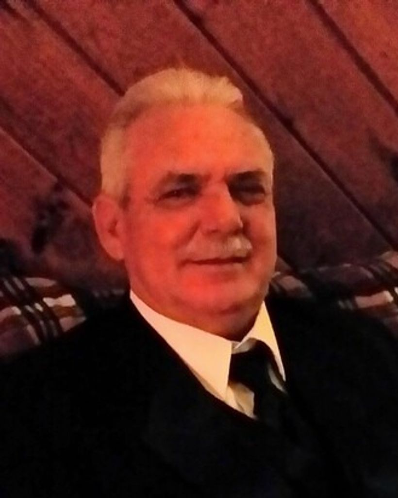 Donald "Don" Houston McGinnis
