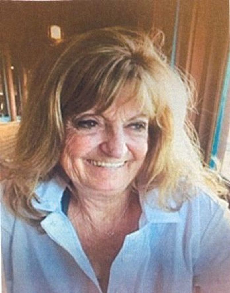 Janis "Jan" Burt Klapakis
