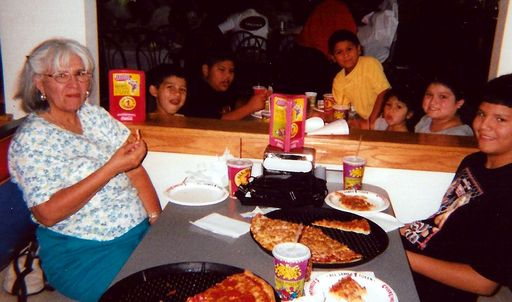 Yolanda C. Gonzalez photo gallery thumbnail 135 of 357