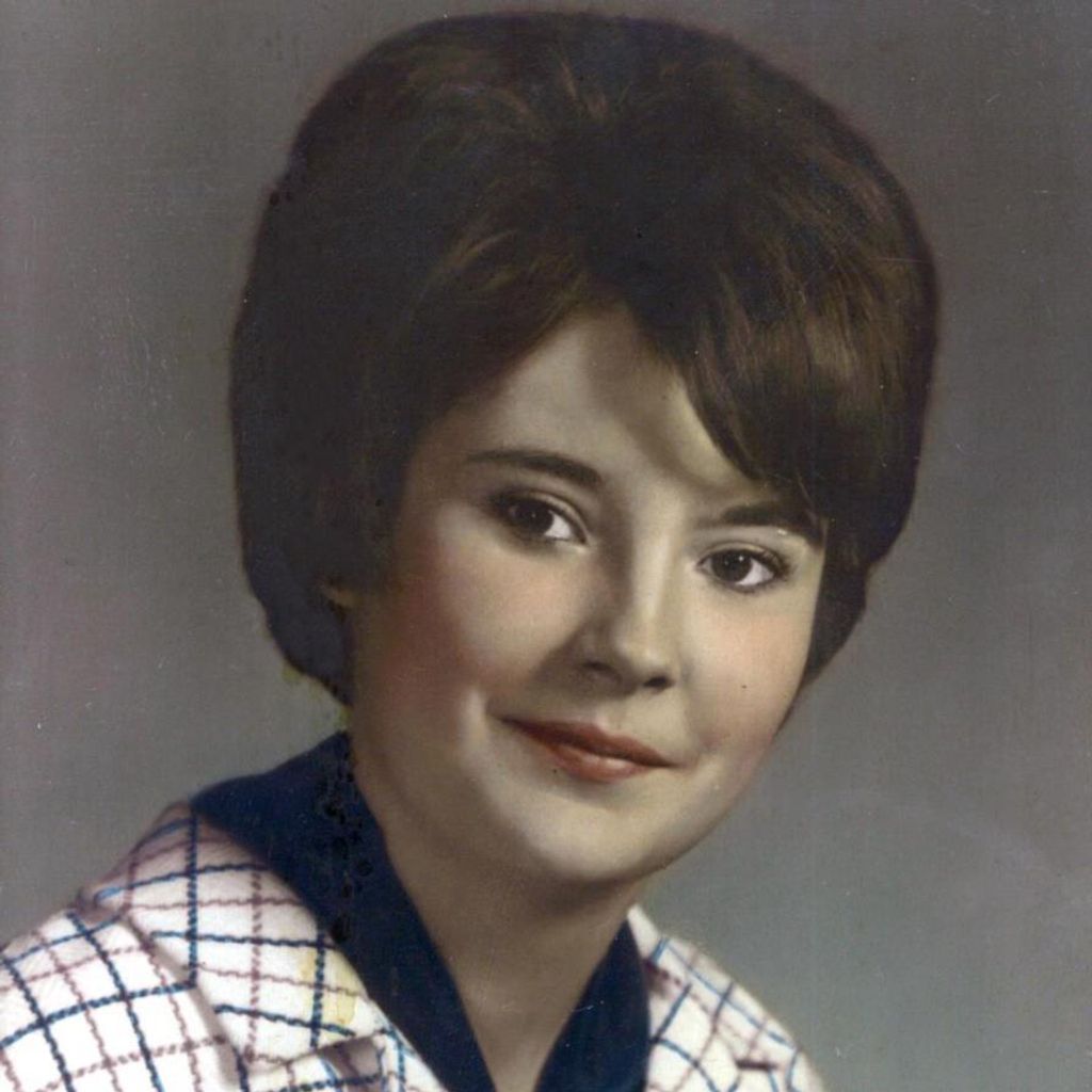 Mary Jo Holcomb