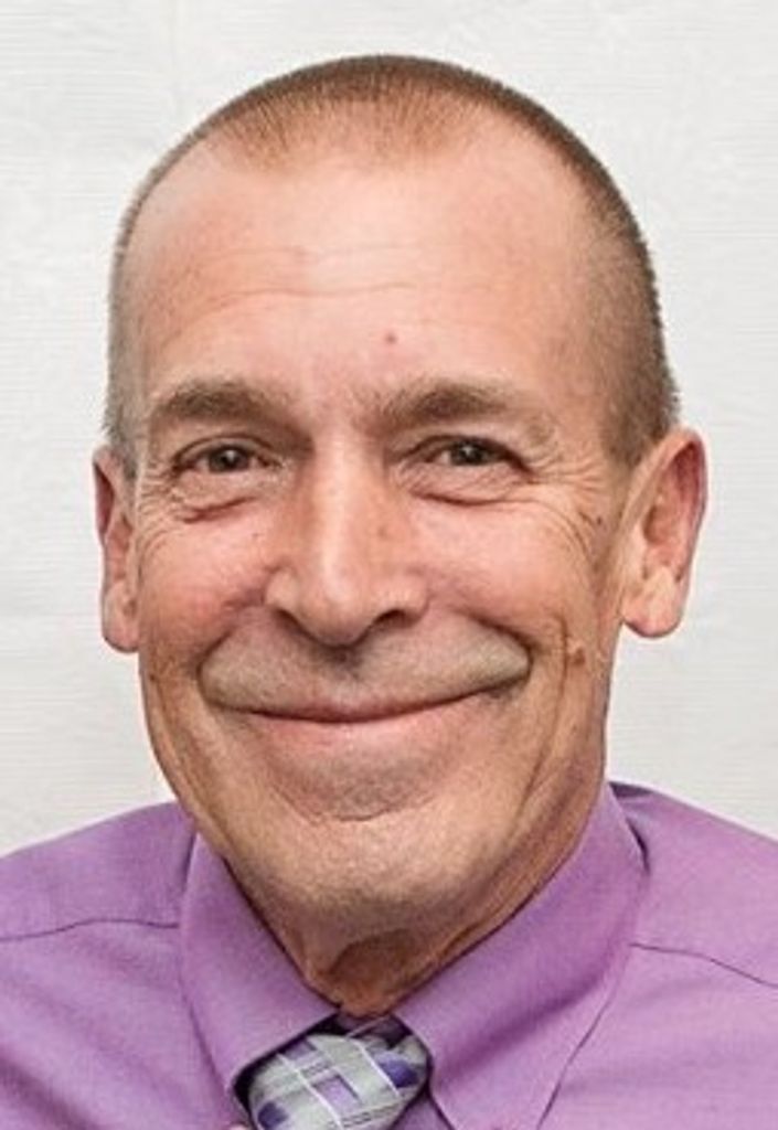 Robert E. Oleyourryk Profile Photo