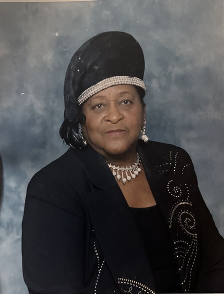 Della Newman Profile Photo