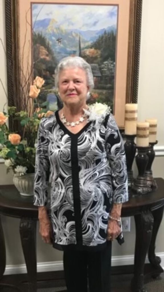 Mildred Heupel Hendrix Profile Photo