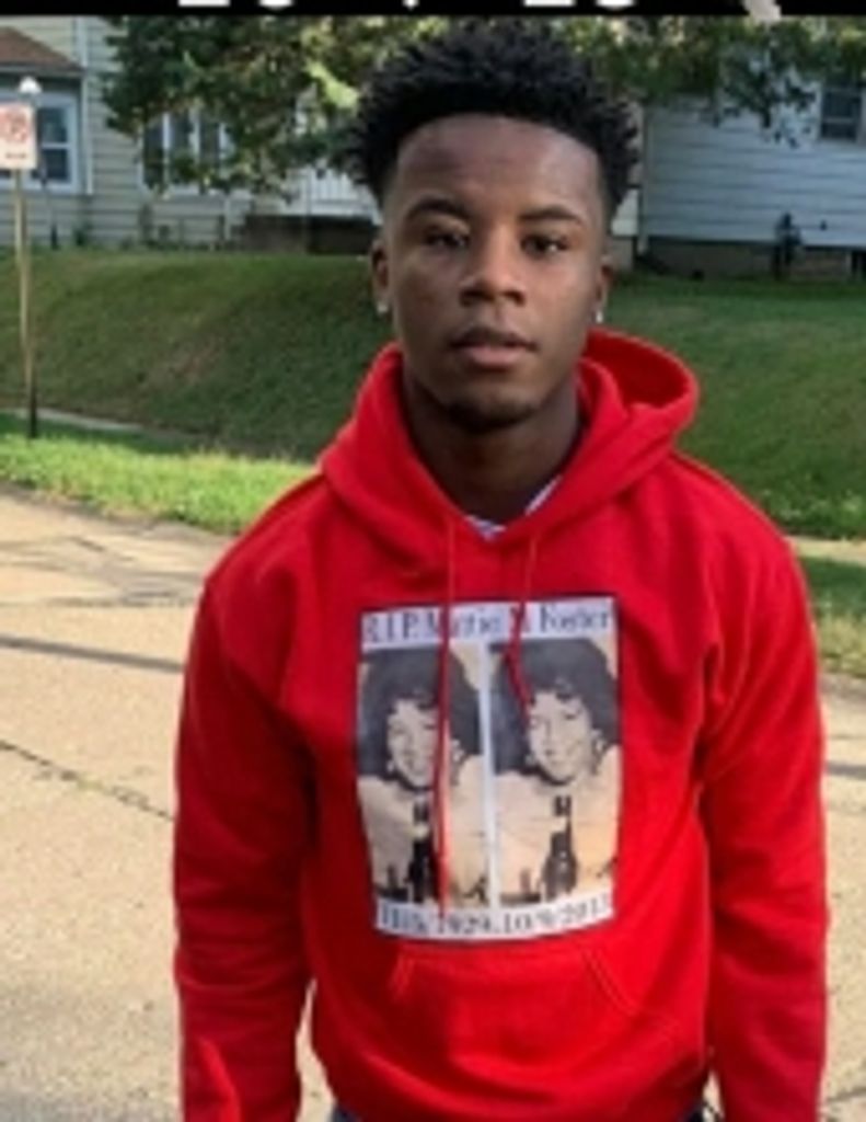 Desavion D. Foster