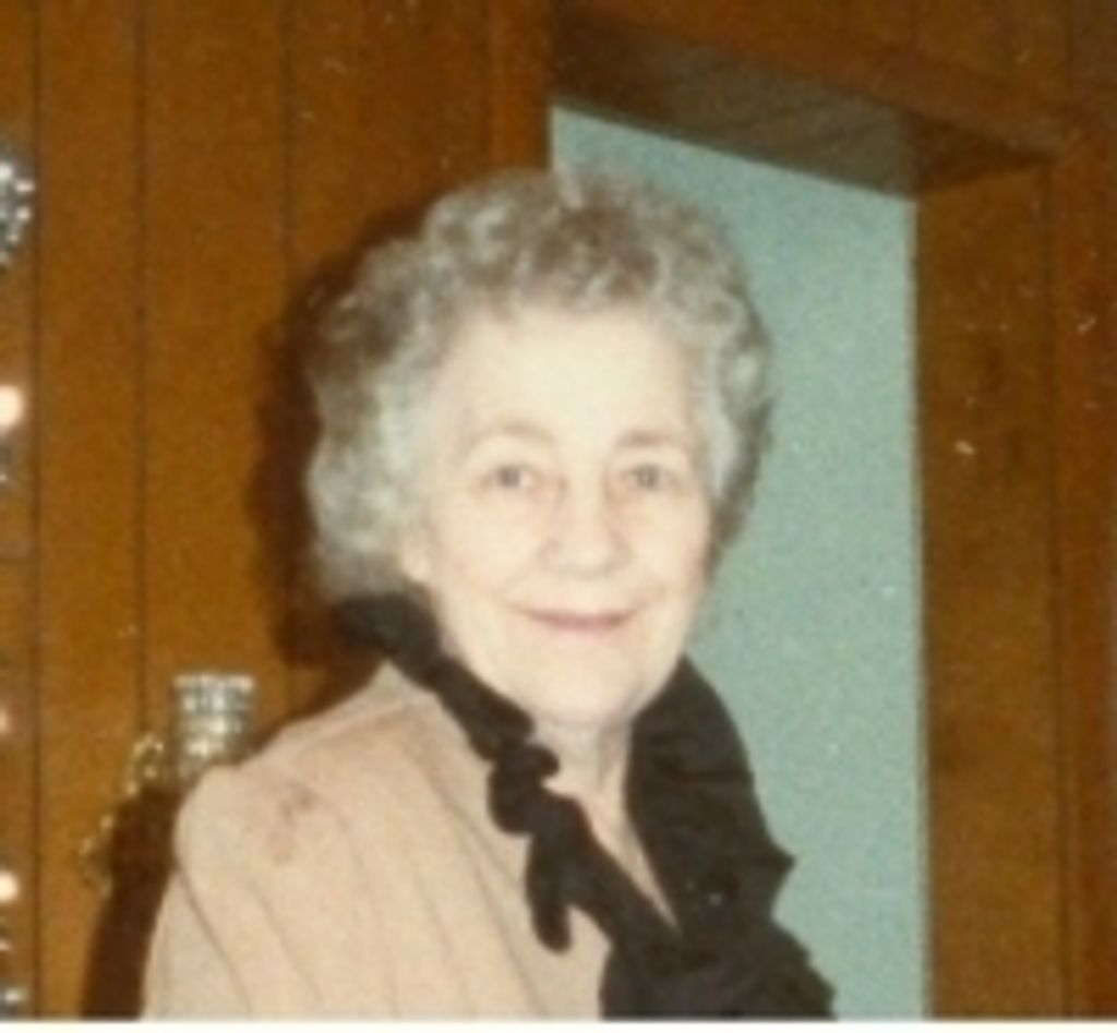 Thelma L Giuffre