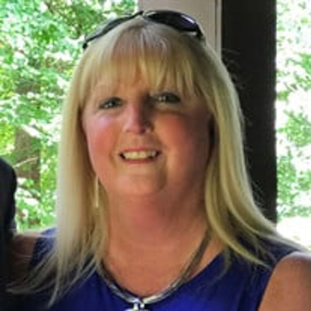Jennifer (Benfield) Mills