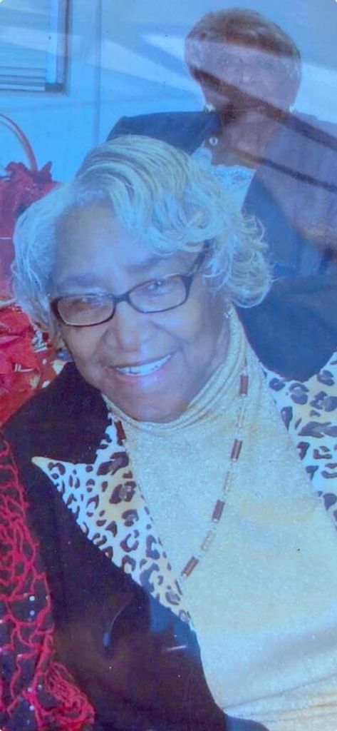 Willie Juanita Leigh Profile Photo