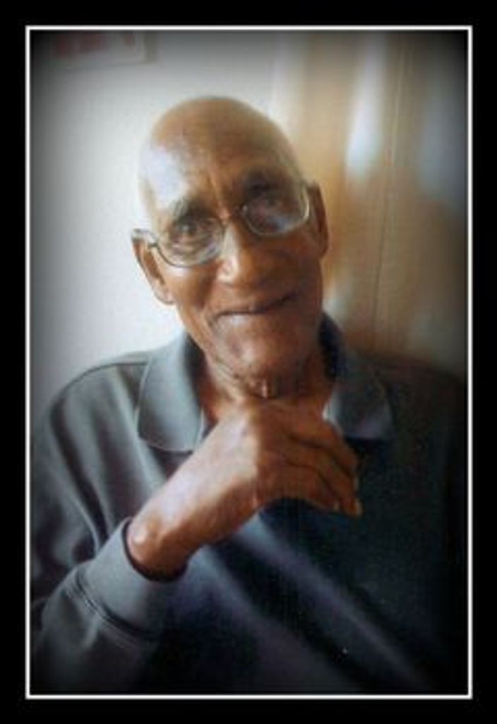 Henry  Maxey Jr.
