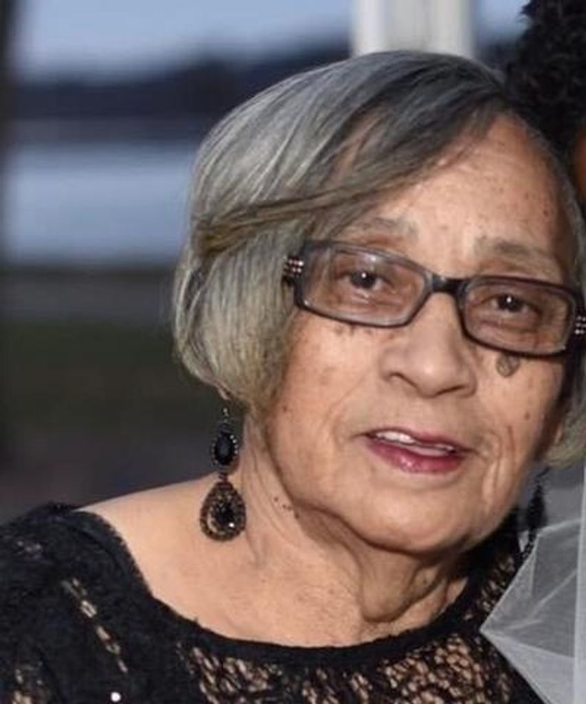 Mrs. Emma Grace Reynolds Dixson Profile Photo