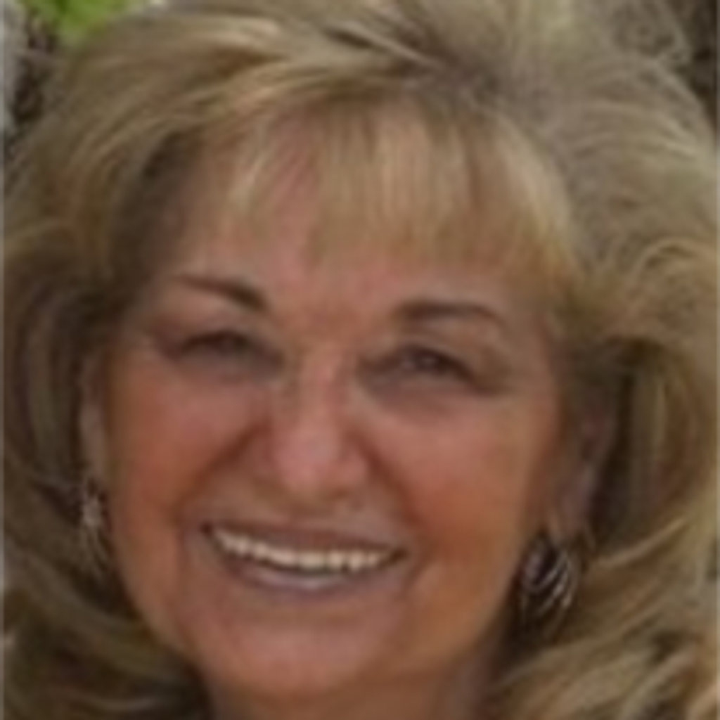 Christine Diraffaele