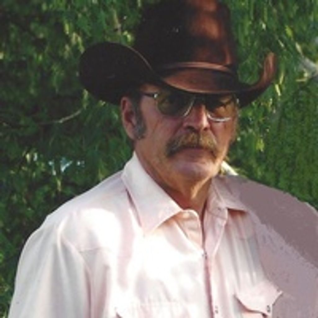 Lee M Auble