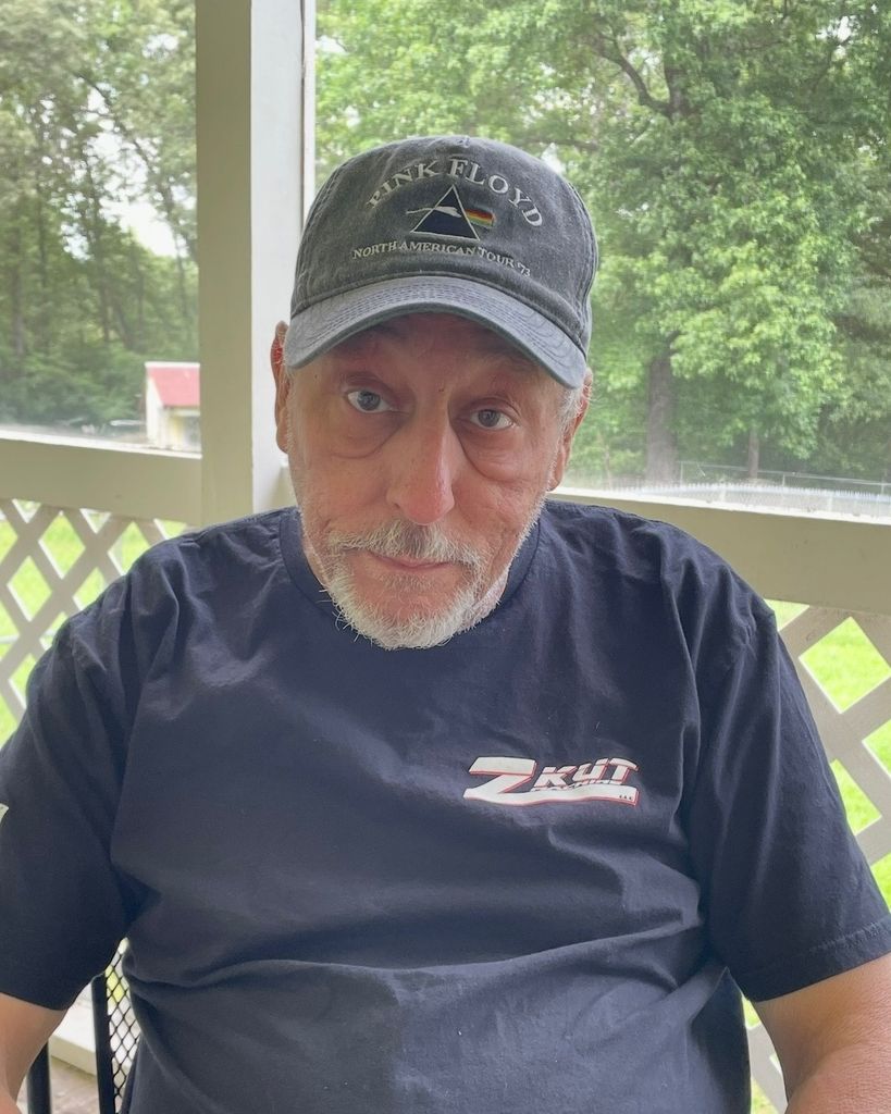 David Nicholas Simon Profile Photo