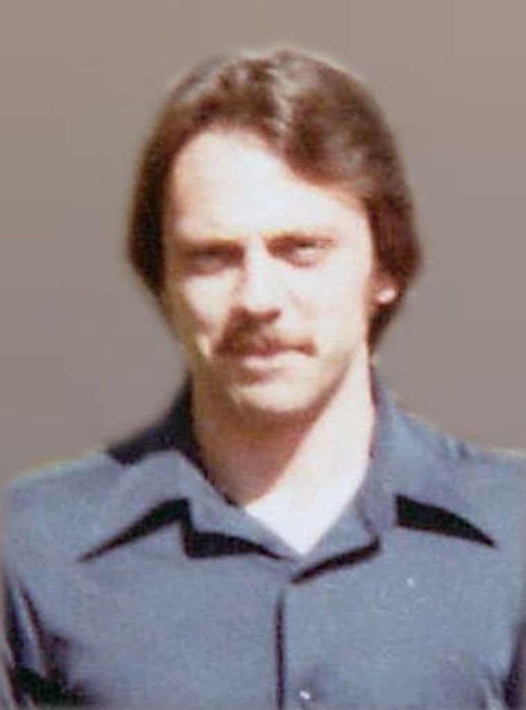 Robert E. Lynner
