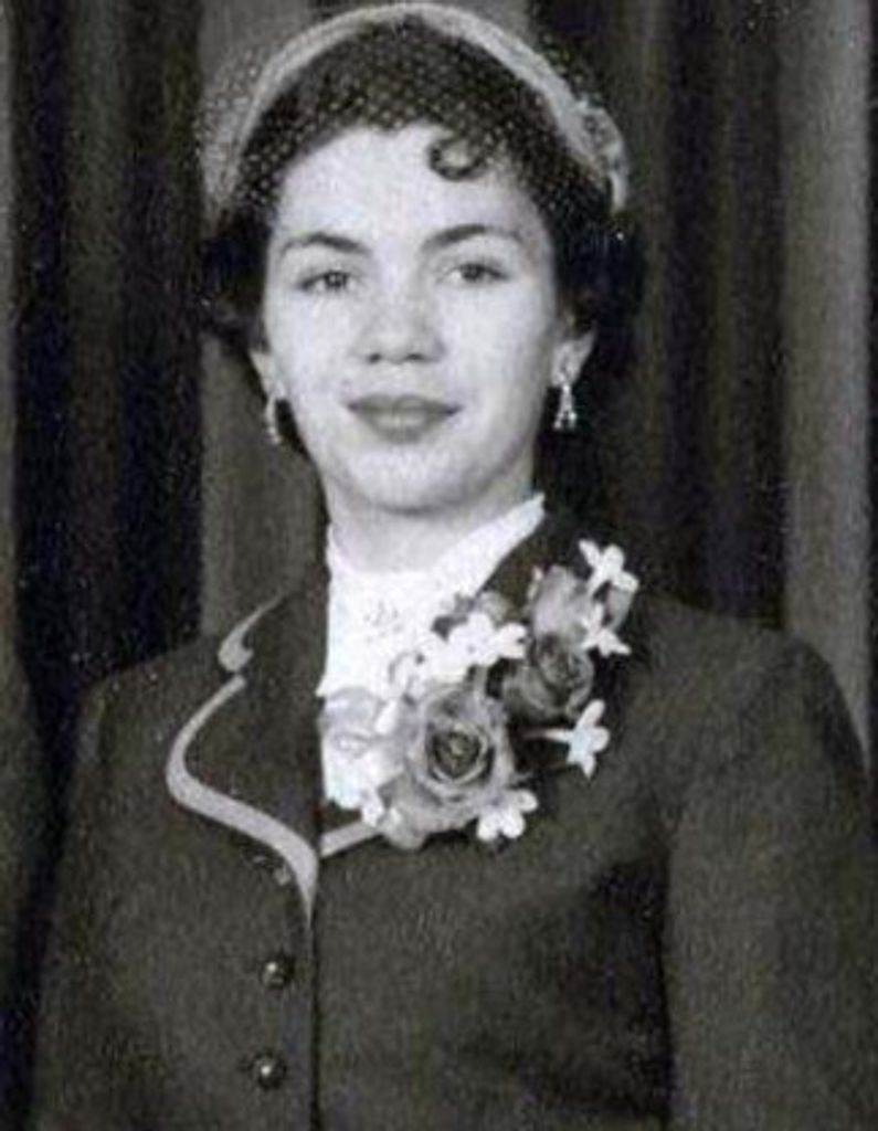 Lorraine H (Gutzke)  Schilli