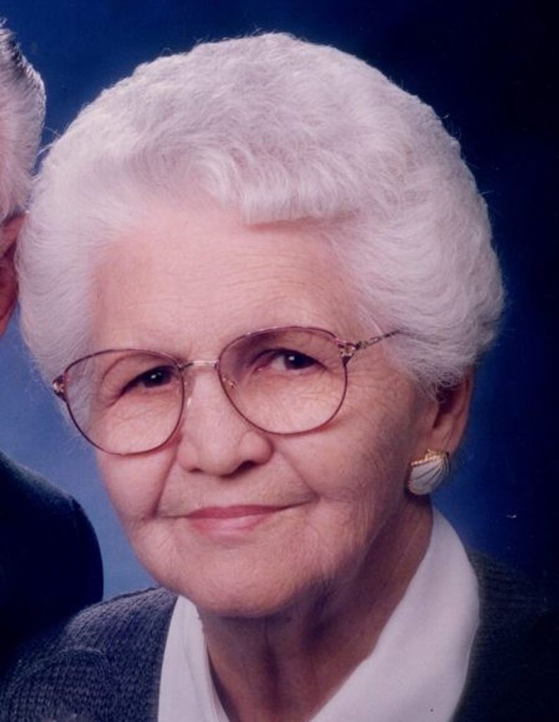 Maxine Minnie Jones Profile Photo