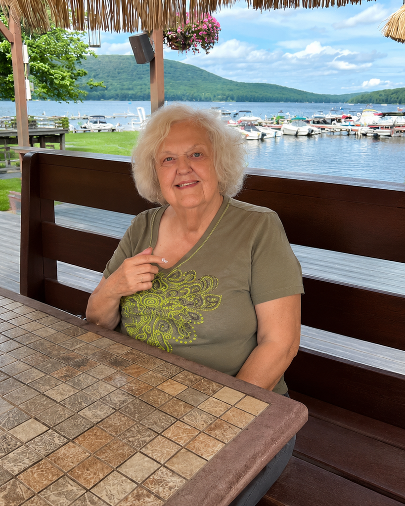 Carol Lee Nolet Profile Photo
