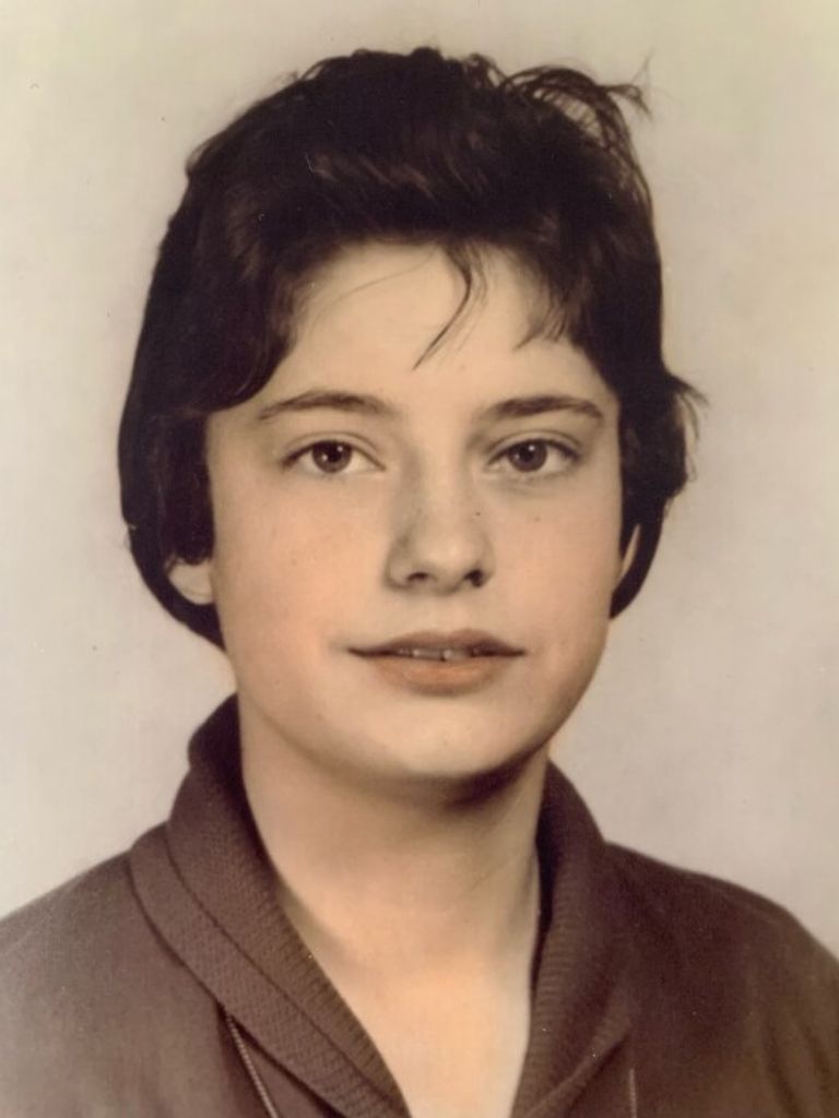 Verda M. Muladore