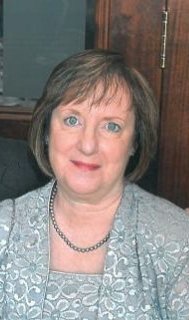 Eileen (Schmidt)  Neuberger Profile Photo