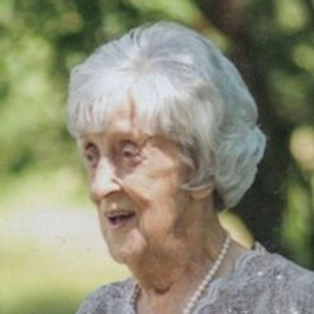 Madeline C Grosz Profile Photo