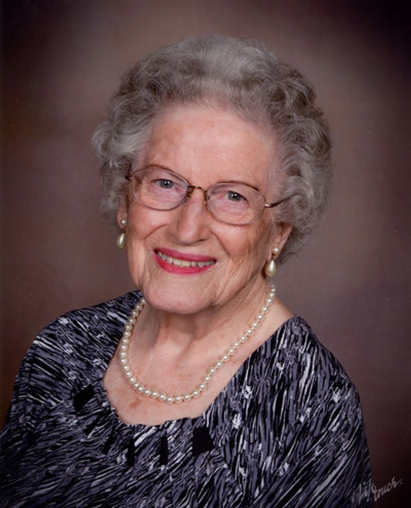 Alma Eileen Helm Profile Photo