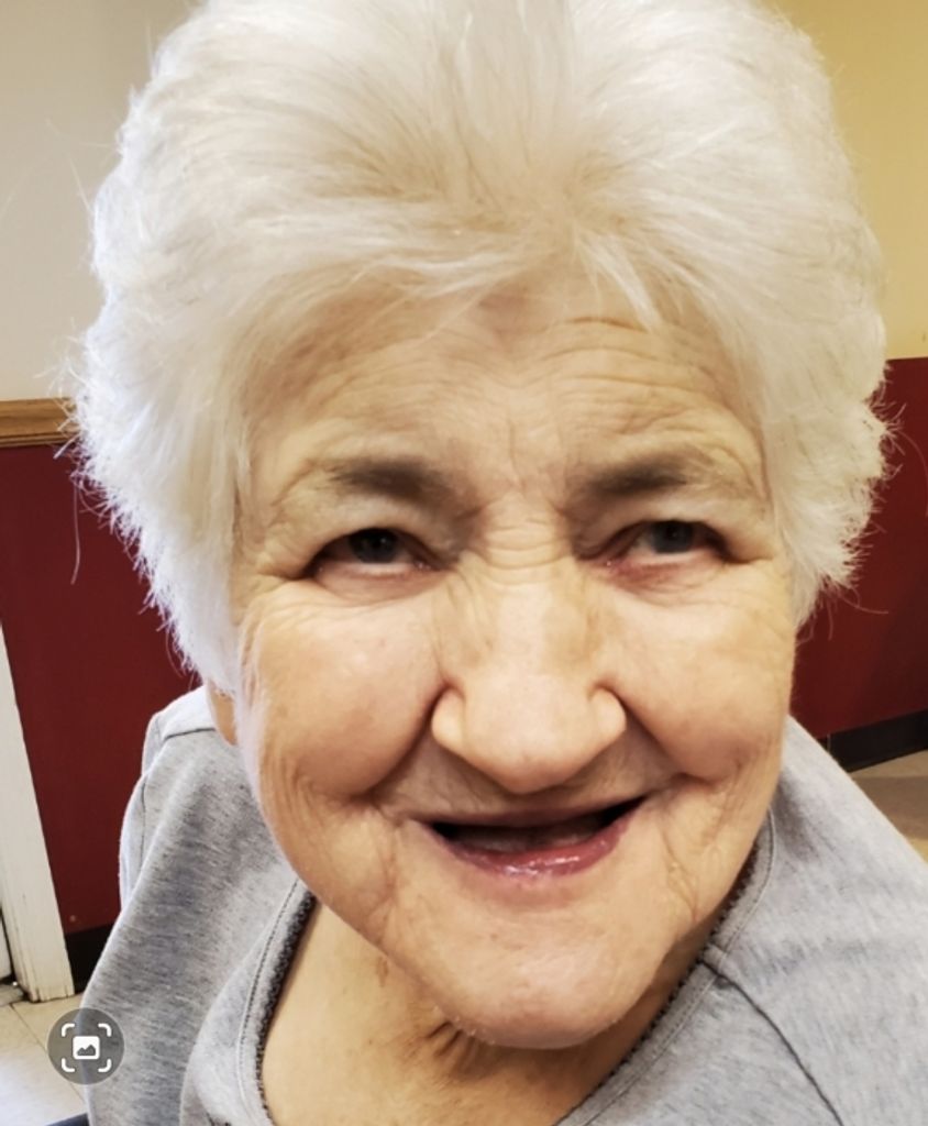 Juanita Bradshaw Profile Photo