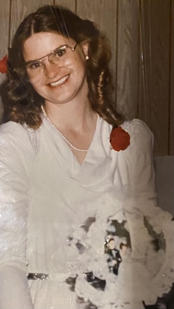 Catherine Gibbons Profile Photo
