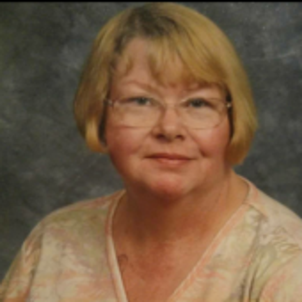 Pamela L Wojick Davis