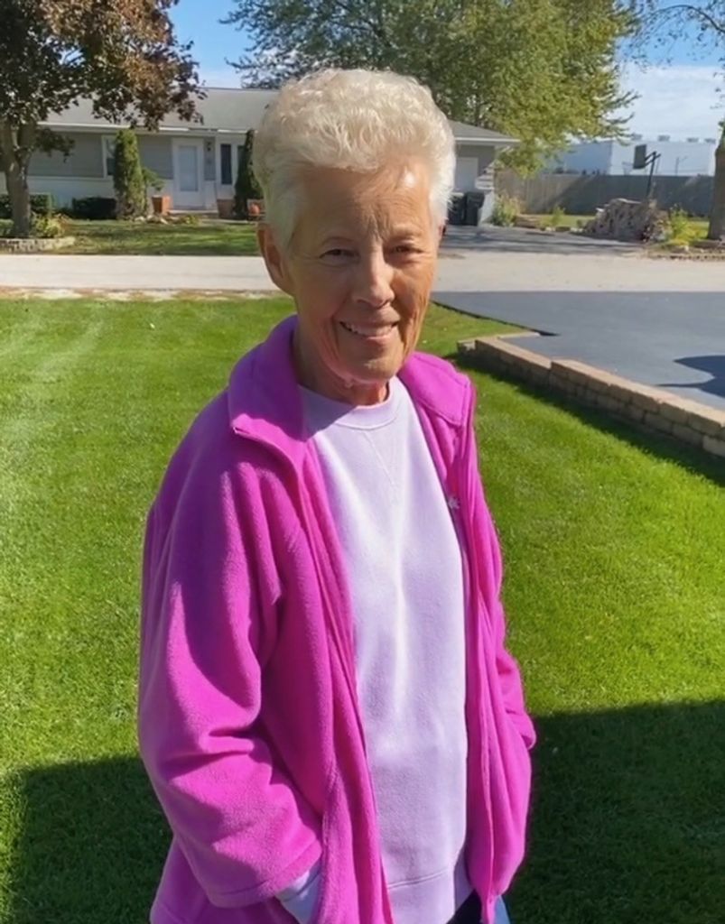 Vivien L. Wallis Profile Photo