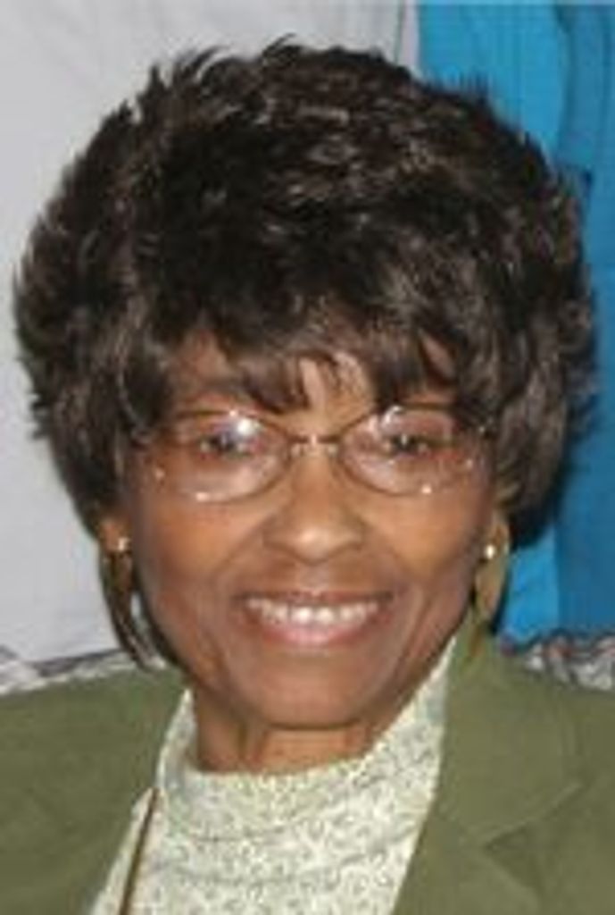 Earnestine Davis