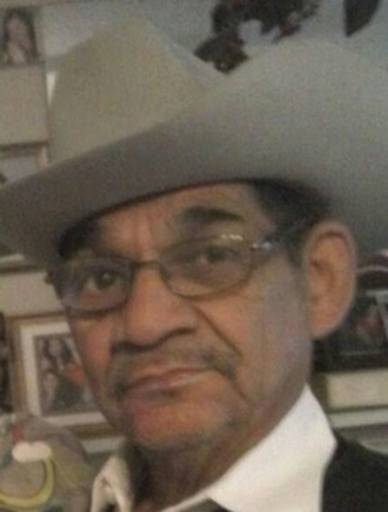Julio Galicia