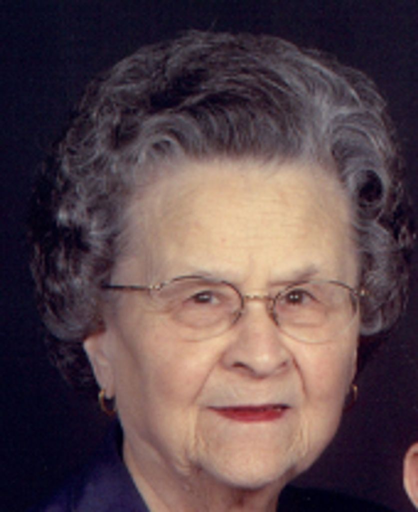 Lois Petrea Webb