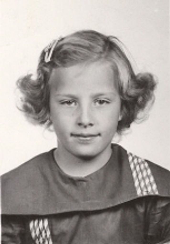 Carolyn Louise Anesi