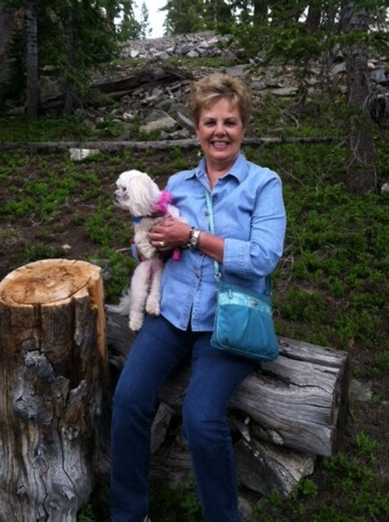 Carolyn Jo Moore Profile Photo