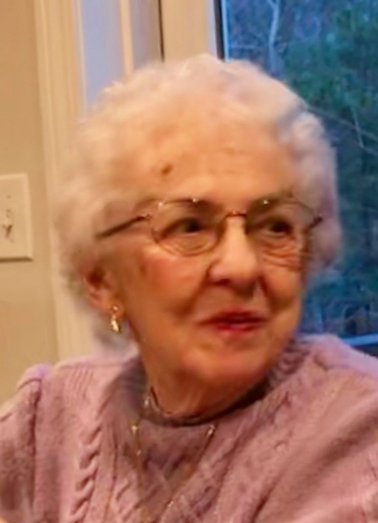 Lorraine T. (Rego)  Difonzo Profile Photo