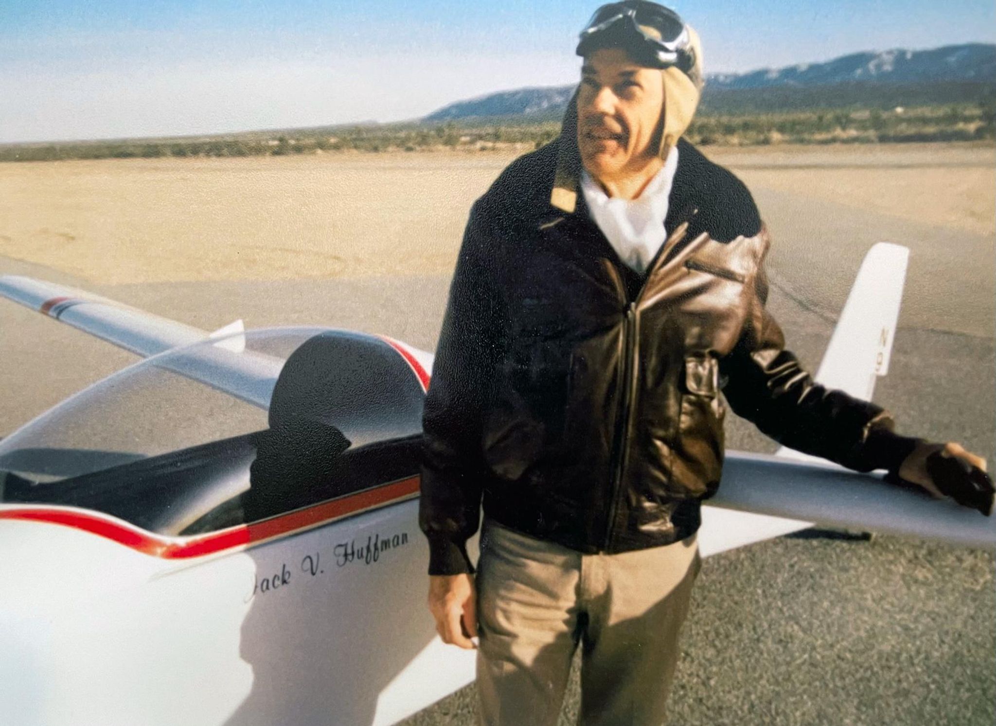 Cover for Jack Vern Huffman's Obituary