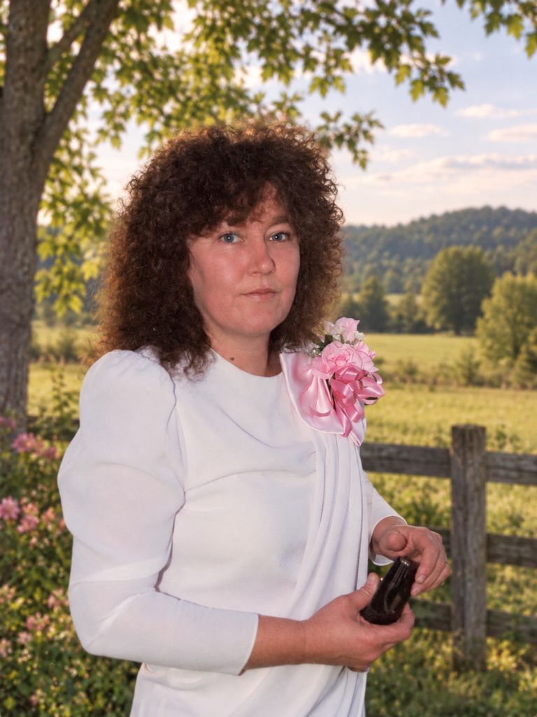 Mary Roberson Profile Photo